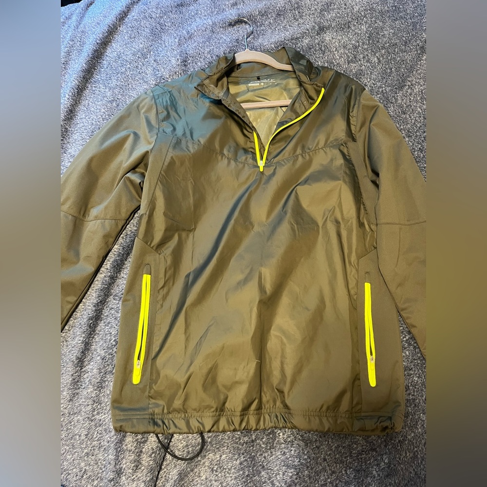 Men’s Nike golf jacket